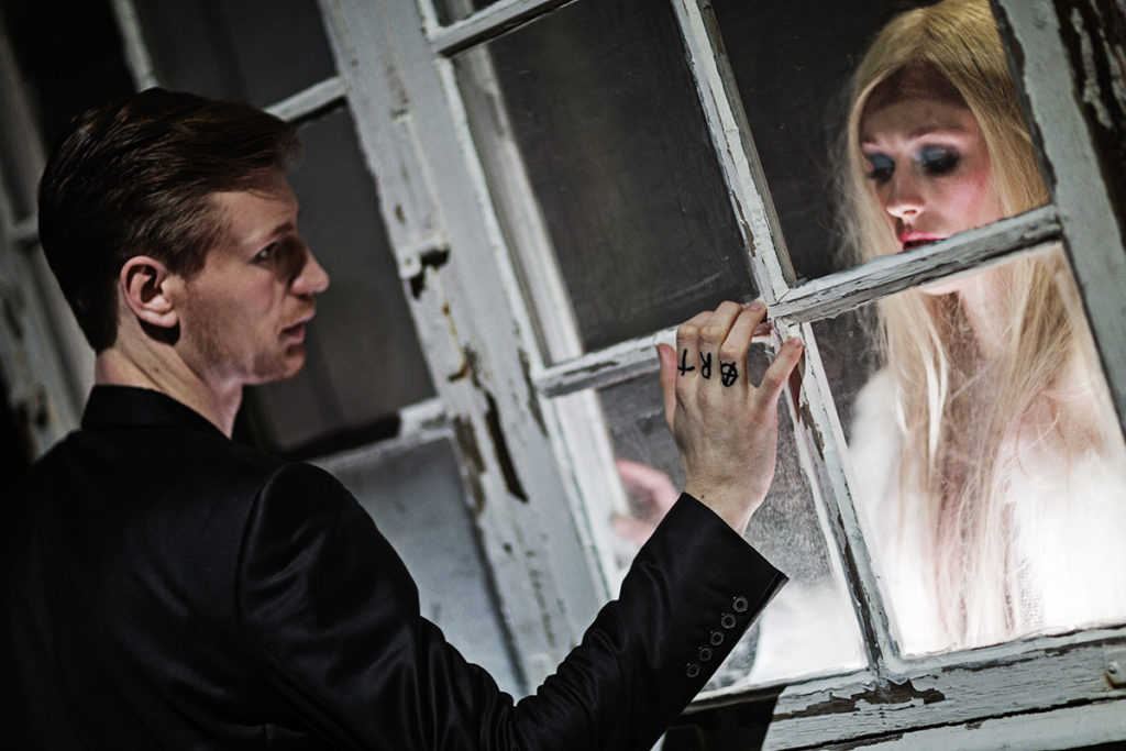 Rikke Lylloff in Mågens